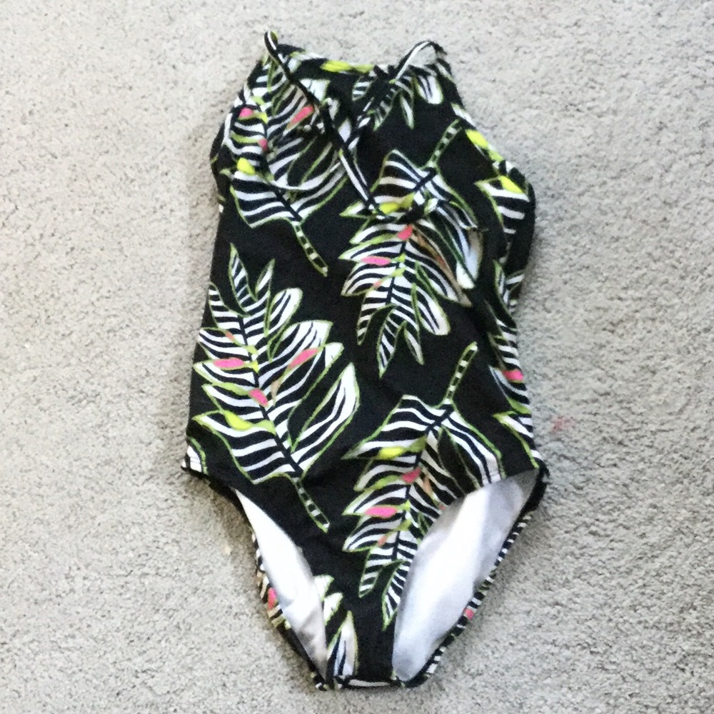 Bathing suits bundle - Picture 3 of 5